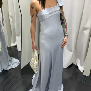 Abito Monospalla Eleh Donna Art. SS260382